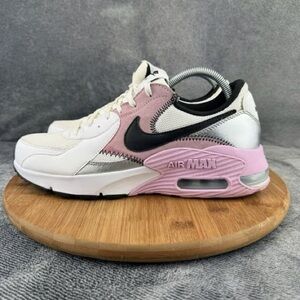 Women’s Nike Air Max 90 size 8